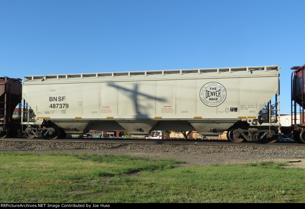 BNSF 487379